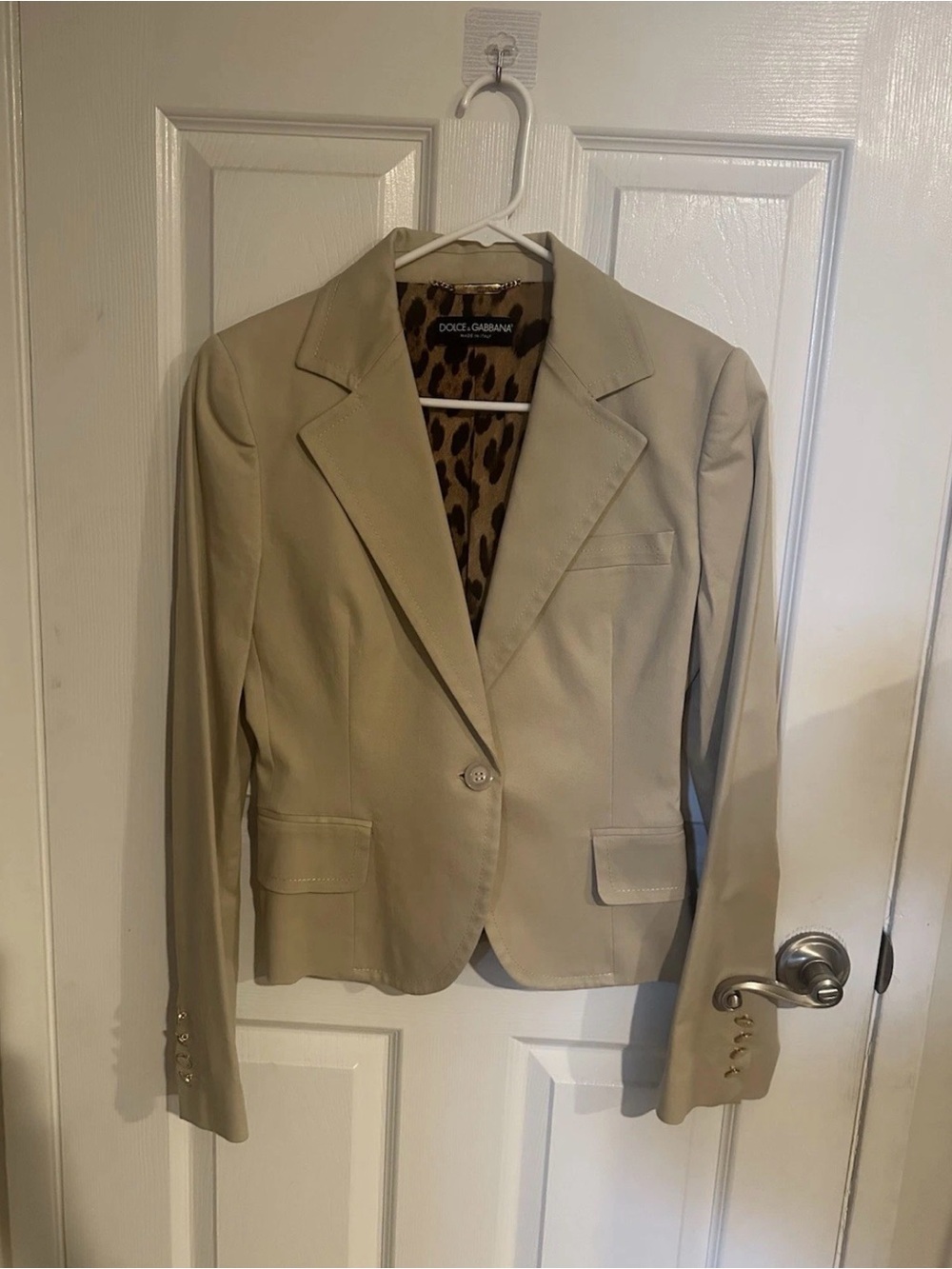 Dolce & Gabbana Light Beige Tailored Blazer with Leopard Lining